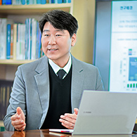 정보전자신소재공학과 박민식 교수, 전지 산업 발전 유공 포상